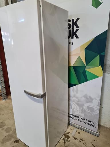 Miele kjøleskap K11820SD Hvit - brukt
