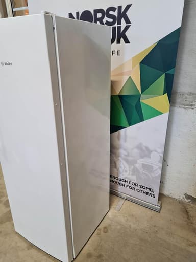Bosch kjøleskap KSV29NW30 - brukt