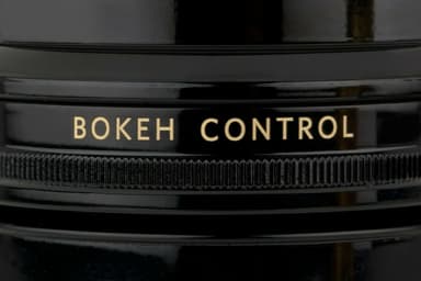 Lomography Petzval 55mm f/1.7 Mark II