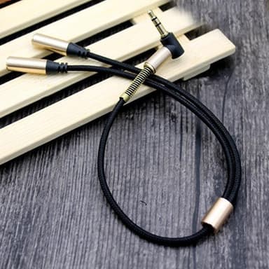 NÖRDIC Sound Adapter 3.5mm Male TRS til 2x3.5mm Female Aux Y-Splitter 20CM Earphone Splitter