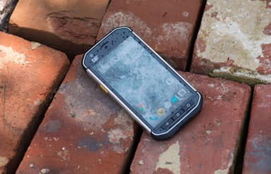 Caterpillar S40 smarttelefon + powerbank