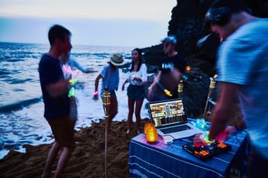 Hercules DJControl Instinct P8