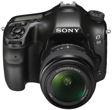 Sony Alpha A68K SLT kamera + 18-55 mm objektiv