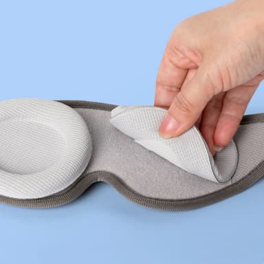 3D justerbar tryckavlastande nattsömn ögonmask med 1 par C-koppspackning Lysegrå