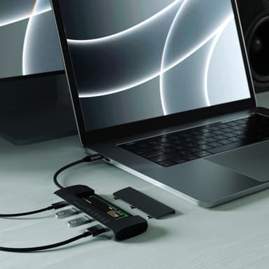 Satechi Hybrid SSD USB-C hub