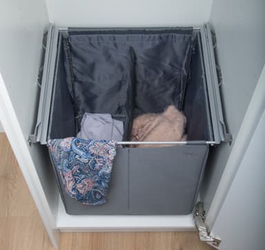 Epoq uttrekkbar 60 cm skittentøyskurv (grå tekstil)