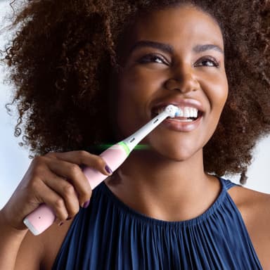 Oral-B iO3 elektrisk tannbørste 730843 (blush pink)