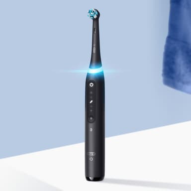 Oral-B iO5 Duo Pack elektrisk tannbørste 414841 (sort/hvit)