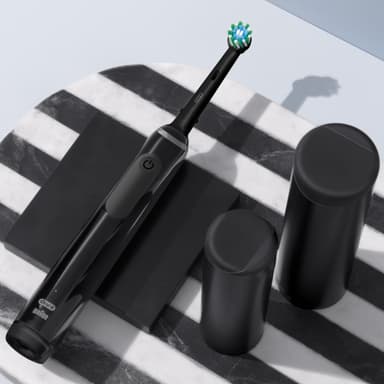 Oral-B Pro 3 elektrisk tannbørste (sort)