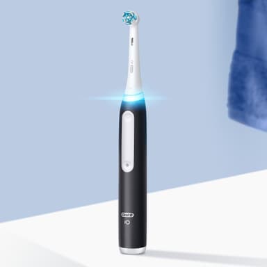 Oral-B iO3 Duo Pack elektrisk tannbørste 731659 (matt sort/isblå)