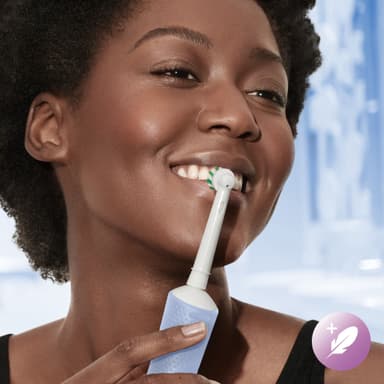 Oral-B Vitality Pro elektrisk tannbørste 446392 (lyseblå)
