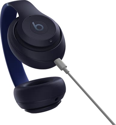 Beats Studio Pro trådløse around-ear hodetelefoner (marineblå)