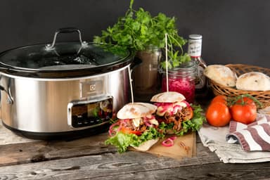 Electrolux 7000-Series slow cooker ESC7400