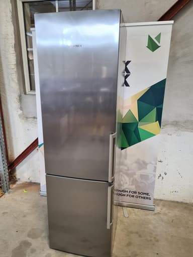 Bosch KGE39BI40 kjøleskap - brukt