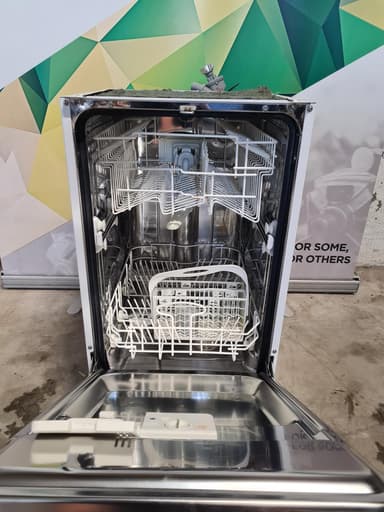 Whirlpool ADG 185 integrert oppvaskmaskin - brukt
