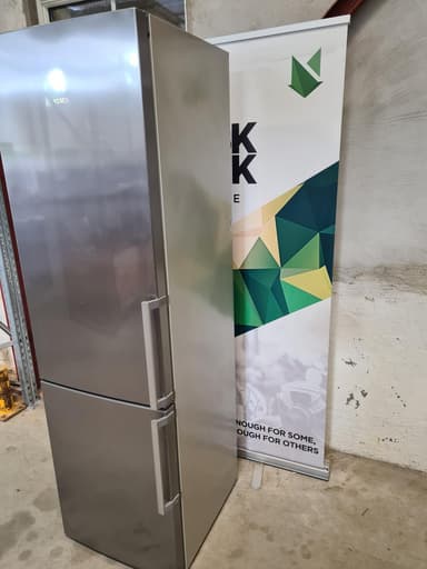 Bosch KGE39BI40 kjøleskap - brukt