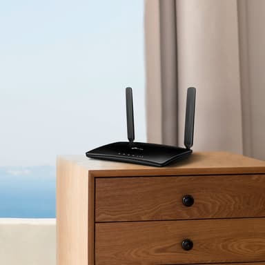 TP-Link MR150 4G LTE WiFi router