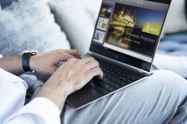 HP Spectre 13-af000no 13,3" bærbar PC (aske/kobber)