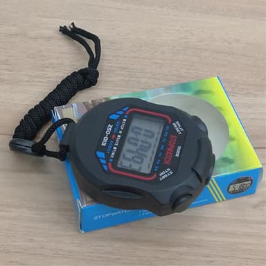 Timer Stoppeklokke LCD-skjerm Svømmeløping Sport Digital Timer