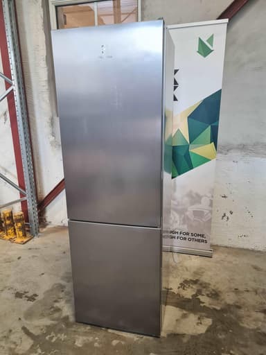 Electrolux kombiskap LNT5MF32U0 - brukt