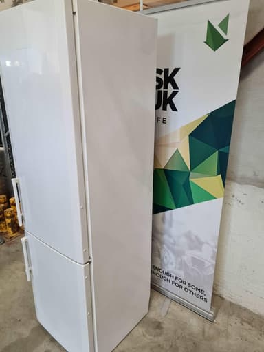 Liebherr CN 4003 kombiskap 201cm hvit - brukt