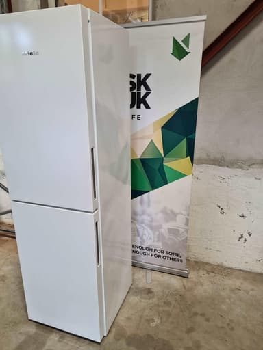 Miele kombiskap KFN 29142 D ws - brukt