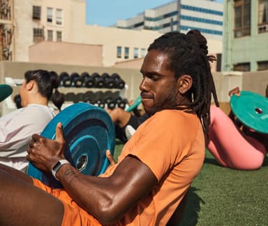 Fitbit Charge 6 aktivitetsarmbånd (sort)
