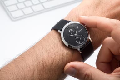 Withings Activite Steel HR treningsklokke (sort)