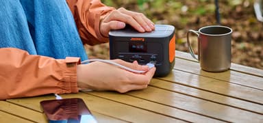 Jackery Explorer 100 Plus strømstasjon