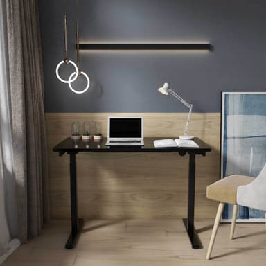 Lykke Elektrisk Hev- og Senk Skrivebord M100, svart, 140 x 70 cm