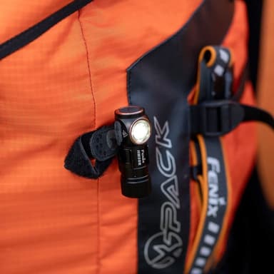 Fenix ​​HM50R V2.0 pannlampa