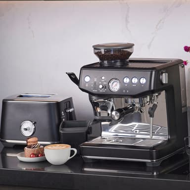 Sage Barista Express Impress kaffemaskin SES876BTR (sort trøffel)