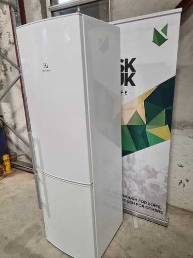 Electrolux kombiskap EN3853MOW (Hvit) - brukt