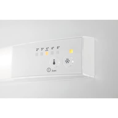 Electrolux Kjøleskap LFB3AE82R Integrert