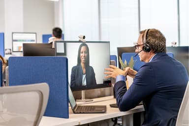 HP Poly Voyager 4320 UC headset USB-A med ladestativ