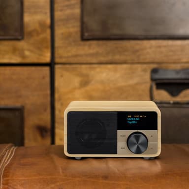 Sangean DDR-7 digitalradio (naturlig tre)
