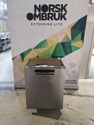 Bosch oppvaskmaskin SMU88TS06S - brukt