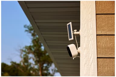 Arlo Essential Outdoor solpanellader