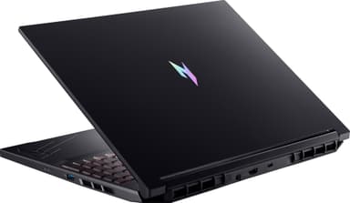 Acer Nitro V16 R5-8H/16/1TB/4050/165Hz 16" bærbar gaming-PC
