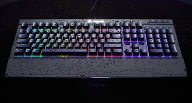 Corsair K68 RGB mekanisk gamingtastatur