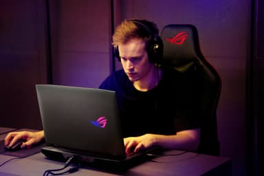 Asus ROG Chimera G703GX 17,3" bærbar gaming PC