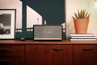 Marshall Stanmore II Voice med Google Assistant-høyttaler