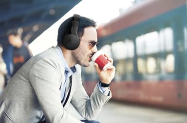 Motorola Pulse Escape+ trådløse on-ear hodetelefoner (sort)