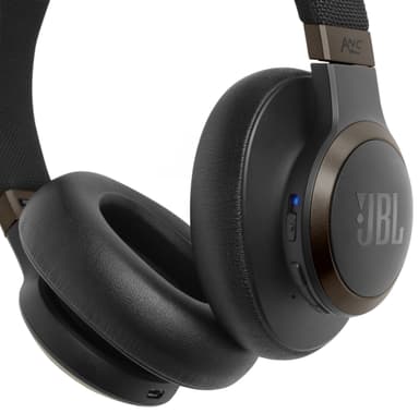 JBL LIVE 650BT trådløse around-ear hodetelefoner (sort)