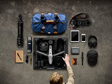 LaCie DJI Copilot 2 TB bærbar harddisk (grå)