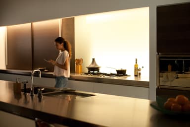 Philips Hue White and color ambience LightStrip Plus