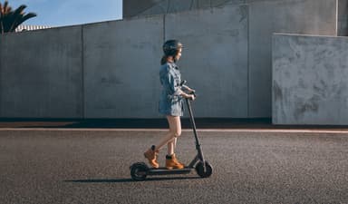 Xiaomi Mi Electric Scooter Pro (sort)