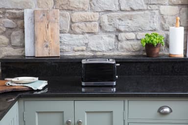 Russell Hobbs brødrister RH2437156 (sort)