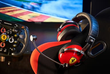 Thrustmaster Racing gaming headset Scuderia Ferrari Edition