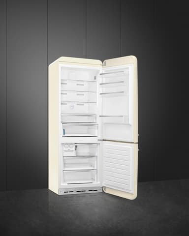 Smeg 50's Retro Style kombiskap FAB38RCR (krem)